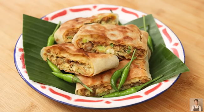 Gak Perlu Jajan, Ini Resep Martabak Telur Ayam Kecap Gak Kalah dengan Abang-Abang Gerobak